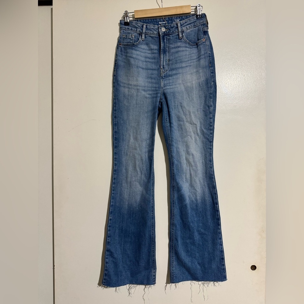 Old Navy Higher High Rise Flare size 2 jeans raw frayed hem
